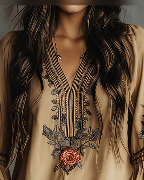 Blusa con estampado de rosas, cuello en V y estilo bohemio