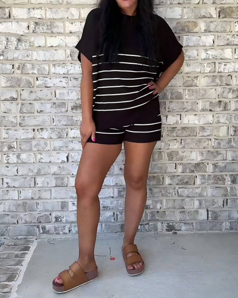Conjunto de pantalones cortos informales a rayas
