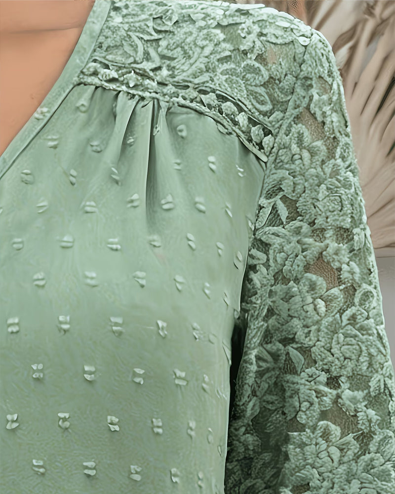 Blusa de encaje con diseño de patchwork 3D y estampado floral