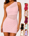 Vestido de un solo hombro con patchwork transparente